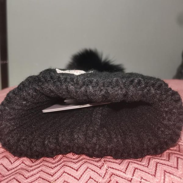 beanie/skull caps fashion classic trendy luxury design hat 100%natural fur ball knitted ladies winter wool thread knit warm women beanies, Blue;gray
beanie/skull caps fashion classic trendy luxury design hat 100%natural fur ball knitted ladies winter wool thread knit warm women beanies, Blue;gray
