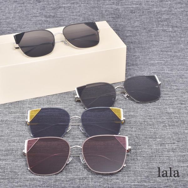 sunglasses korean brand design gentle acetate polarizing uv400 lenses lala with case1, White;black
sunglasses korean brand design gentle acetate polarizing uv400 lenses lala with case1, White;black