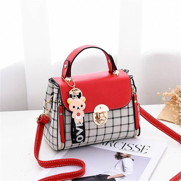 portable shoulder bag fashion retro small square bag for woman luxury handbags women bags
portable shoulder bag fashion retro small square bag for woman luxury handbags women bags