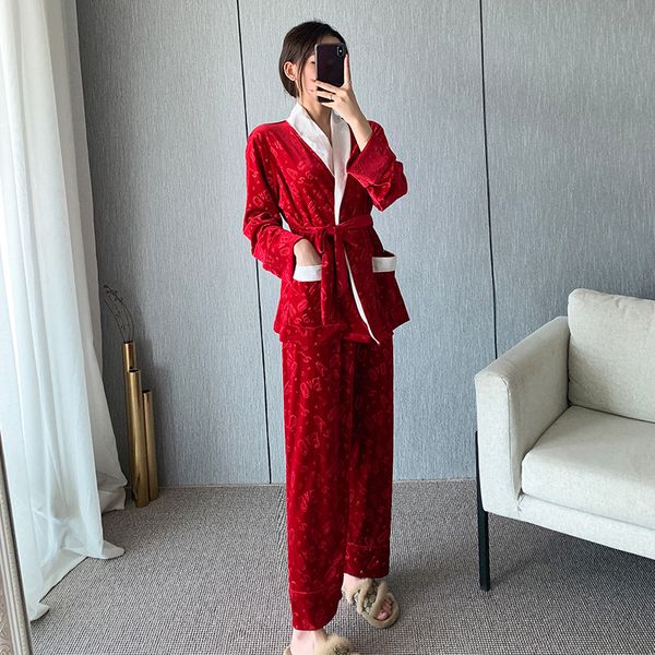 velvet shirt&pants women velour 2pcs pajamas suit soft sleepwear kimono gown casual letter home clothes intimate lingerie, Black;red
velvet shirt&pants women velour 2pcs pajamas suit soft sleepwear kimono gown casual letter home clothes intimate lingerie, Black;red