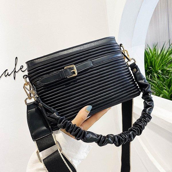 wholesale purses and handbags luxury designer pleated handbags for women 2020 fashion crossbody bag luxury purse
wholesale purses and handbags luxury designer pleated handbags for women 2020 fashion crossbody bag luxury purse