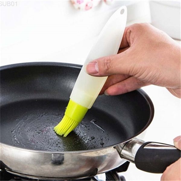 silicone bottle with home outdoor portable bbq basting oil brush kitchen baking tools gadgets
silicone bottle with home outdoor portable bbq basting oil brush kitchen baking tools gadgets