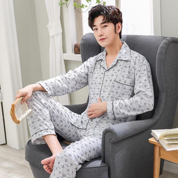 men's sleepwear spring and autumn long sleeve men pajamas with cotton youth thin middle-aged knitted clothing dad homewear set large si, Black;brown
men's sleepwear spring and autumn long sleeve men pajamas with cotton youth thin middle-aged knitted clothing dad homewear set large si, Black;brown