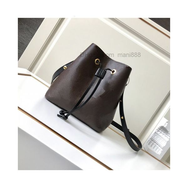genuine pu leather crossbody bag shoulder bags for women girl fashion simple portable leisure bucket
genuine pu leather crossbody bag shoulder bags for women girl fashion simple portable leisure bucket
