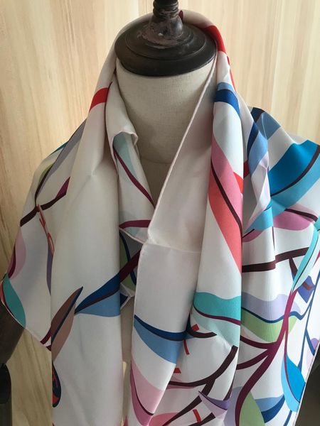 scarves 2021 arrival spring autumn elegant 100% pure silk scarf twill hand made roll 90*90 cm shawl wrap for women lady gift, Blue;gray
scarves 2021 arrival spring autumn elegant 100% pure silk scarf twill hand made roll 90*90 cm shawl wrap for women lady gift, Blue;gray