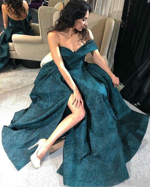 modest off shoulder a-line prom dresses thigh high slits lace applique formal evening party dress robe de soiree women pageant gowns, Black
modest off shoulder a-line prom dresses thigh high slits lace applique formal evening party dress robe de soiree women pageant gowns, Black