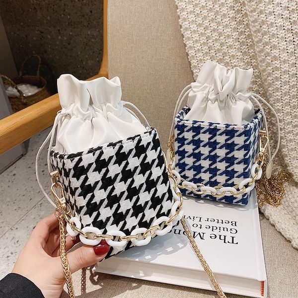 new unique bag french design retro plaid woolen chain box bag handbag & elegant shoulder messenger
new unique bag french design retro plaid woolen chain box bag handbag & elegant shoulder messenger