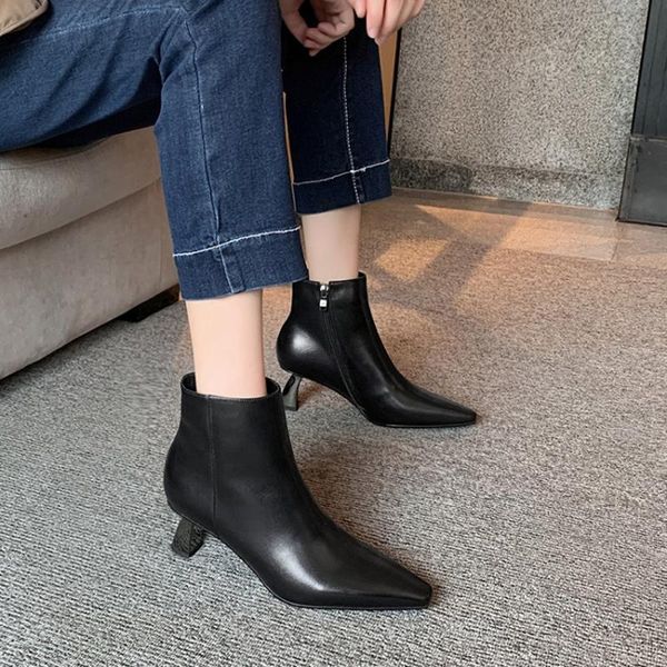 cialisa women ankle boots new genuine leather pointed toe high heel black white office ladies dress shoes autumn winter boots
cialisa women ankle boots new genuine leather pointed toe high heel black white office ladies dress shoes autumn winter boots