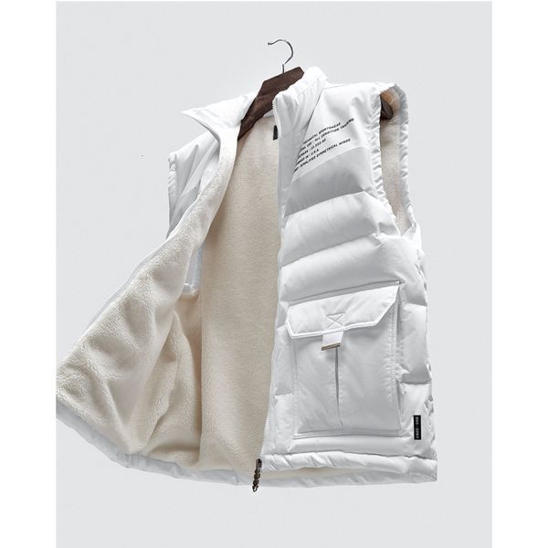 autumn and winter 2020 fashion korean warm casual vest high street trend letter men's cotton padded jacket, Black;white
autumn and winter 2020 fashion korean warm casual vest high street trend letter men's cotton padded jacket, Black;white
