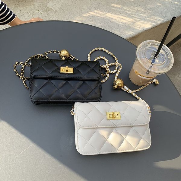 minority transfer pearl mobile shoulder phone phone lingge chain single shoulder crossbite small women's bag 2020 new fashion waist bag
minority transfer pearl mobile shoulder phone phone lingge chain single shoulder crossbite small women's bag 2020 new fashion waist bag