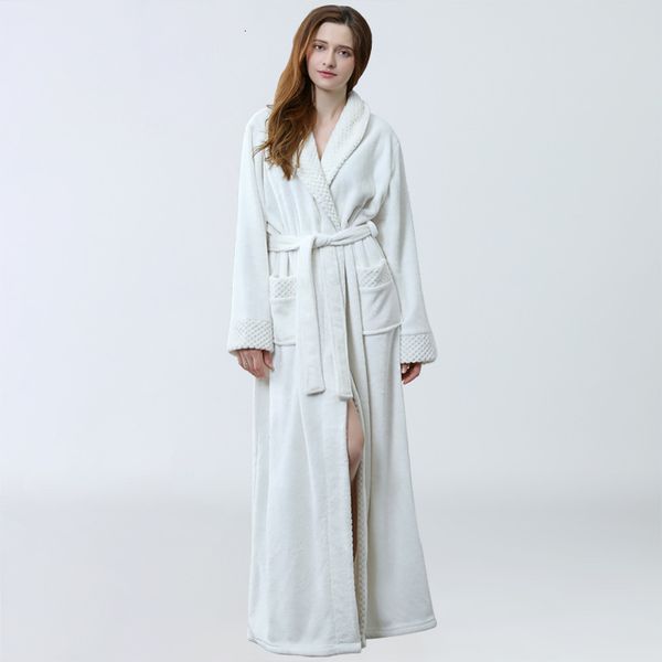 2021 new winter flannel bathrobes more women's size solid pajamas thicken v neck long sleeve with lady's nightgown zbz7, White
2021 new winter flannel bathrobes more women's size solid pajamas thicken v neck long sleeve with lady's nightgown zbz7, White