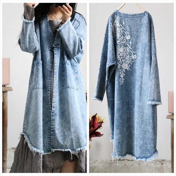 women loose embroidered loose trench coat ladies denim outerwear ladies denim overcoat female vintage ripped cuffs coat 2021, Tan;black
women loose embroidered loose trench coat ladies denim outerwear ladies denim overcoat female vintage ripped cuffs coat 2021, Tan;black
