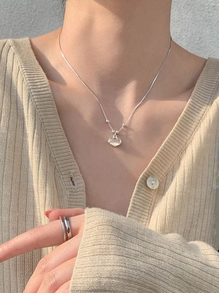 yinchunchun 925 pure silver ruyi lock pendant sweater necklace design feeling small women's clavicle chain light luxury autumn and
yinchunchun 925 pure silver ruyi lock pendant sweater necklace design feeling small women's clavicle chain light luxury autumn and