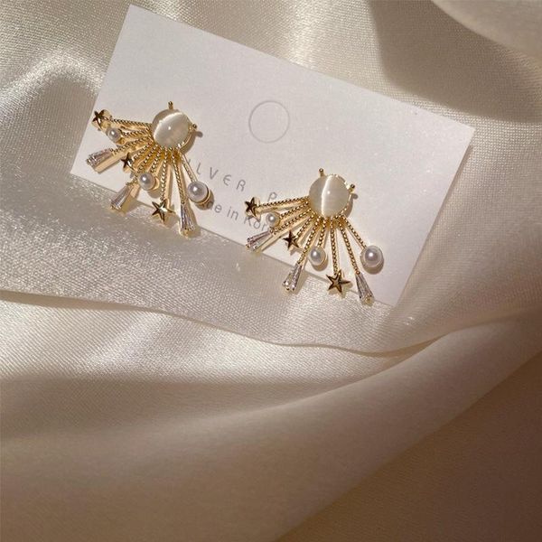Fashion Korean Sweet Trend Temperament Opal Radiation Star Stud Earrings For Women Glossy Elegant Graceful Female Jewelry Gift, Golden;silver
Fashion Korean Sweet Trend Temperament Opal Radiation Star Stud Earrings For Women Glossy Elegant Graceful Female Jewelry Gift, Golden;silver
