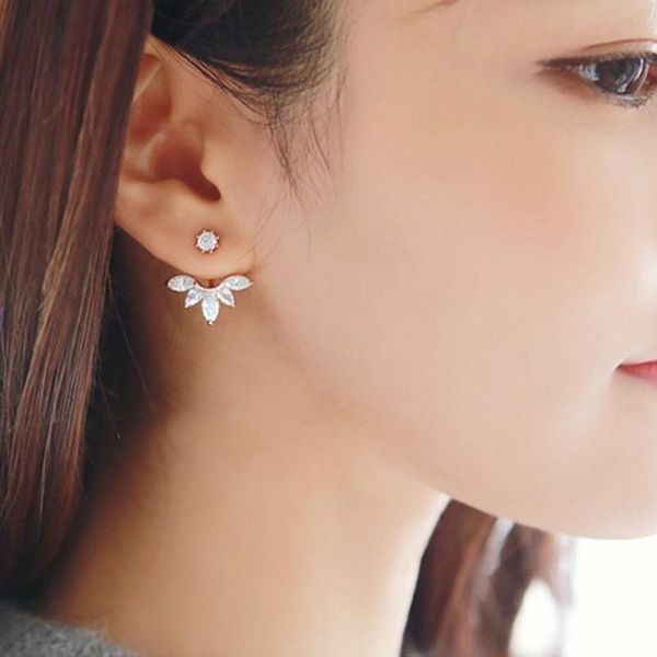fashion 2021 new women's fashion earring rhinestone flower-shaped white crystal sweet metal with gems ear stud earrings for girl, Golden;silver
fashion 2021 new women's fashion earring rhinestone flower-shaped white crystal sweet metal with gems ear stud earrings for girl, Golden;silver