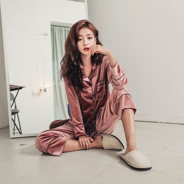 long sleeve gold velvet pajamas winter women warm pajama sets plus size sleepwear pyjama 3xl 4xl 5xl 85kg nightwear set y200425, Black;red
long sleeve gold velvet pajamas winter women warm pajama sets plus size sleepwear pyjama 3xl 4xl 5xl 85kg nightwear set y200425, Black;red