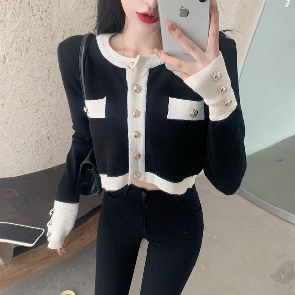 autumn 2020 new slim long sleeve t-shirt temperament color contrast short cardigan coat women's wear
autumn 2020 new slim long sleeve t-shirt temperament color contrast short cardigan coat women's wear
