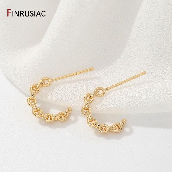 trendy 2021 design gold plated classic post earrings for women simple c-shaped stud earring female jewellery wholesale, Golden;silver 
trendy 2021 design gold plated classic post earrings for women simple c-shaped stud earring female jewellery wholesale, Golden;silver