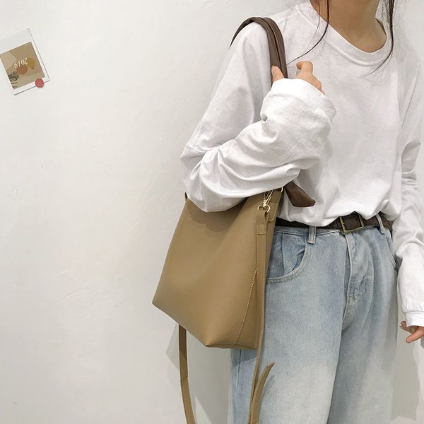 mori large bag women's 2019 new korean fashion bucket bag can be used with ins large capacity single shoulder messenger bag c1114
mori large bag women's 2019 new korean fashion bucket bag can be used with ins large capacity single shoulder messenger bag c1114