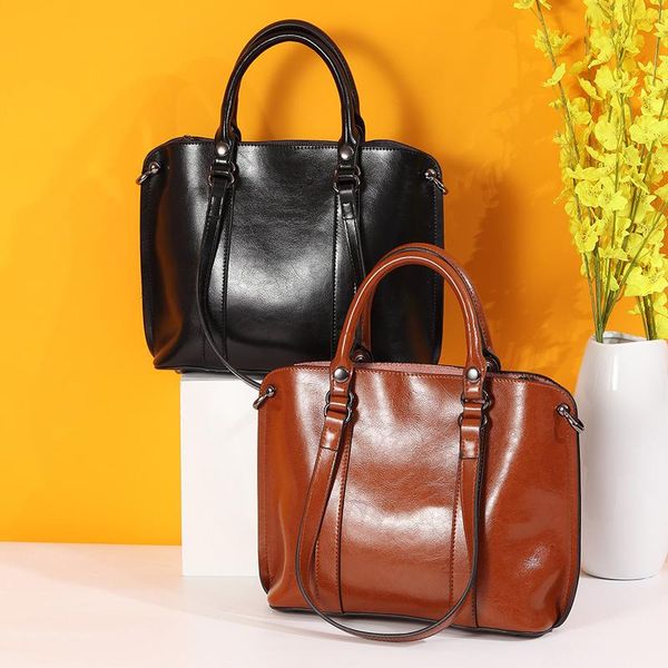 genuine leather lady crossbody bag banquet female shoulder bags shopping women summer handbags messenger bag
genuine leather lady crossbody bag banquet female shoulder bags shopping women summer handbags messenger bag