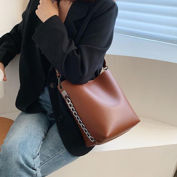 brand design shoulder bag large capacity chain bucket handbags quality pu leather women's totes shopping bag bolsa feminin
brand design shoulder bag large capacity chain bucket handbags quality pu leather women's totes shopping bag bolsa feminin