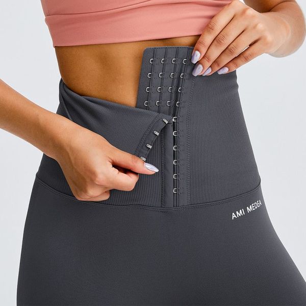 scrunch butt leggings wide high waist buckles compression pants body shaping legging sport push up tights women for gym workout, White;red 
scrunch butt leggings wide high waist buckles compression pants body shaping legging sport push up tights women for gym workout, White;red