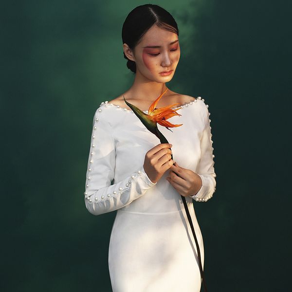 2021 new simple dress blind pearls garnish on v costs *1087;"robe dressed bride suknia *1087;" l5f2, Blue;red
2021 new simple dress blind pearls garnish on v costs *1087;"robe dressed bride suknia *1087;" l5f2, Blue;red