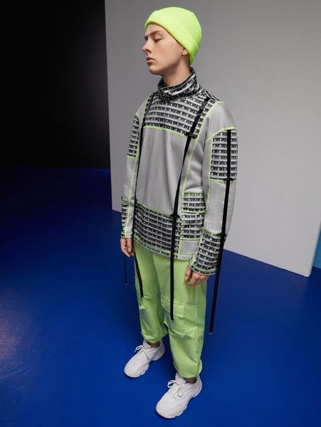 x alexander kurmanin men geo print stitching drop shoulder high neck strap detail tee t0jc#, White;black
x alexander kurmanin men geo print stitching drop shoulder high neck strap detail tee t0jc#, White;black