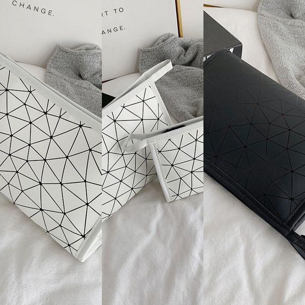 uln5z sanzhai fashion style creative women's same bag cosmetic envelope magneticshoulder diamond cross-body cosmetic bag 19bvg
uln5z sanzhai fashion style creative women's same bag cosmetic envelope magneticshoulder diamond cross-body cosmetic bag 19bvg