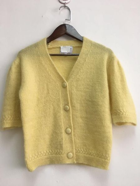 women sweater 2021 autumn and winter new puff sleeve short sleeve knit mohair sweater cardigan women1, White
women sweater 2021 autumn and winter new puff sleeve short sleeve knit mohair sweater cardigan women1, White