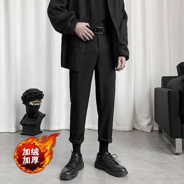 spring and autumn slim casual small trousers men's nine point korean fashion drop feeling straight pants, Black
spring and autumn slim casual small trousers men's nine point korean fashion drop feeling straight pants, Black