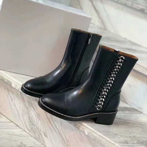 boots black leather short for ladies autumn winter shoes woman metal chain design chaussures femme mid heel side zipper boots1
boots black leather short for ladies autumn winter shoes woman metal chain design chaussures femme mid heel side zipper boots1