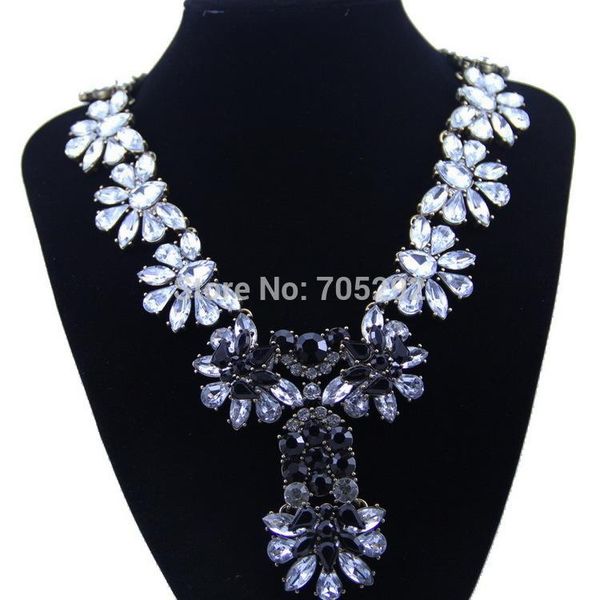 new luxury exaggerated elegant pendant statement necklace choker crystal collar necklace, Golden;silver
new luxury exaggerated elegant pendant statement necklace choker crystal collar necklace, Golden;silver