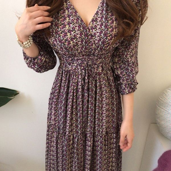 yamdi vintage a-line dress women spring autumn korean woman elastic high waist long sleeve v neck print elegant midi dress y200805, Black;pink
yamdi vintage a-line dress women spring autumn korean woman elastic high waist long sleeve v neck print elegant midi dress y200805, Black;pink