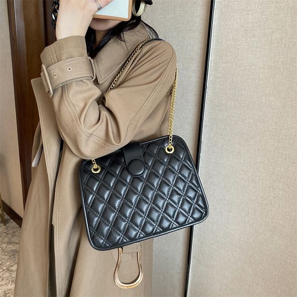 youth ladies simple versatile bag large capacity shoulder handbag women solid lattice pattern crossbody bag totes
youth ladies simple versatile bag large capacity shoulder handbag women solid lattice pattern crossbody bag totes