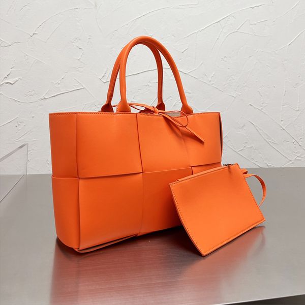 2022woven tote shopping bag 2ps handbag genuine leather large capacity pocket solid color higher quality women fashion shoulder
2022woven tote shopping bag 2ps handbag genuine leather large capacity pocket solid color higher quality women fashion shoulder