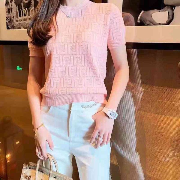 2022 factory wholesale new summer jacquard round neck short sleeve knitted women's hollow perspective ice silk pullover, White;black
2022 factory wholesale new summer jacquard round neck short sleeve knitted women's hollow perspective ice silk pullover, White;black