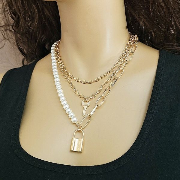 beautiful jewelry multi layer pearl thick chain necklace women's retro lock shaped two piece gold chain, Black
beautiful jewelry multi layer pearl thick chain necklace women's retro lock shaped two piece gold chain, Black
