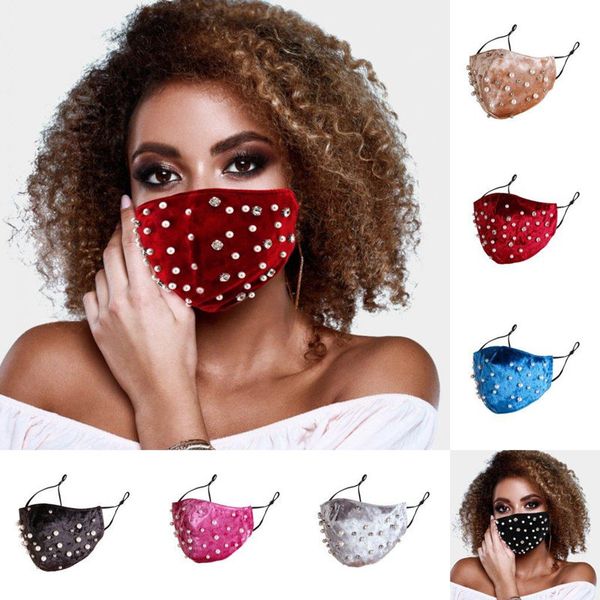 2020 новый модельер rhinestone pearls маска зима теплая velvet mouth пылезащитный чехол haze для предотвращения загрязнения лицевые маски 
2020 новый модельер rhinestone pearls маска зима теплая velvet mouth пылезащитный чехол haze для предотвращения загрязнения лицевые маски