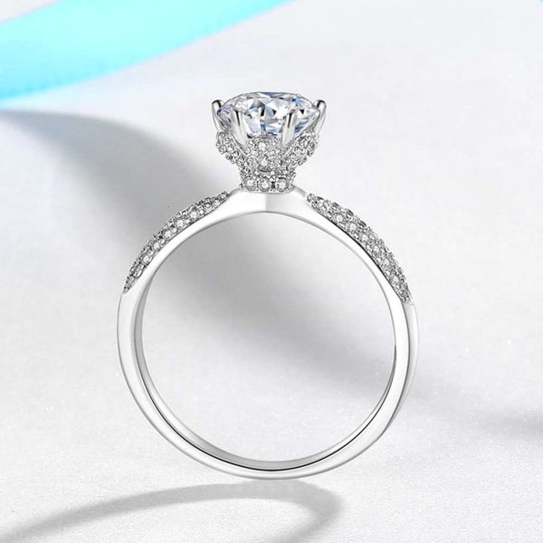 Luxurys Designers Fashion Jz406 spring one C imitation Mosangshi Deluxe petal six claw ring with close set diamond ring, Silver
Luxurys Designers Fashion Jz406 spring one C imitation Mosangshi Deluxe petal six claw ring with close set diamond ring, Silver