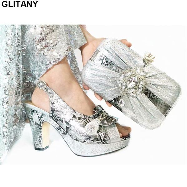 новое прибытие нигерийский обувь и сумки matching set декорирован rhinestone итальянской обуви и сумок набор для свадьбы насосы, Black
новое прибытие нигерийский обувь и сумки matching set декорирован rhinestone итальянской обуви и сумок набор для свадьбы насосы, Black