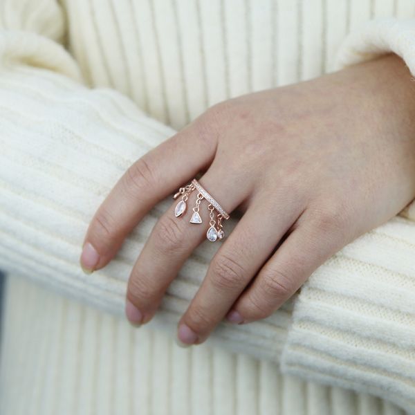 fashion tear drop multi cz pendant princess tassle rings jewelry for women girls rose gold color trendy midi finger wedding gift, Slivery;golden
fashion tear drop multi cz pendant princess tassle rings jewelry for women girls rose gold color trendy midi finger wedding gift, Slivery;golden