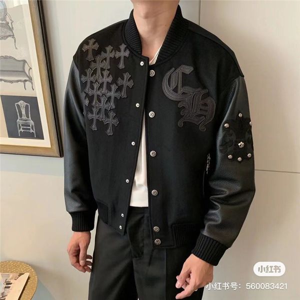 wd high street fashion brand new осень зима crisin куртка sanskrit кожаная металлическая кнопка повседневная вершина для мужчин и женщин, Black
wd high street fashion brand new осень зима crisin куртка sanskrit кожаная металлическая кнопка повседневная вершина для мужчин и женщин, Black