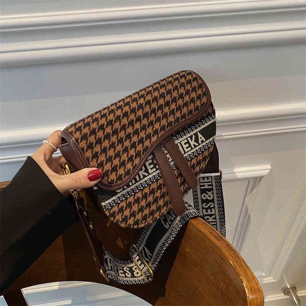 bags handbags popular small women's 2021 fashion ins autumn and winter broadband single shoulder messenger minority saddle, Black;red
bags handbags popular small women's 2021 fashion ins autumn and winter broadband single shoulder messenger minority saddle, Black;red