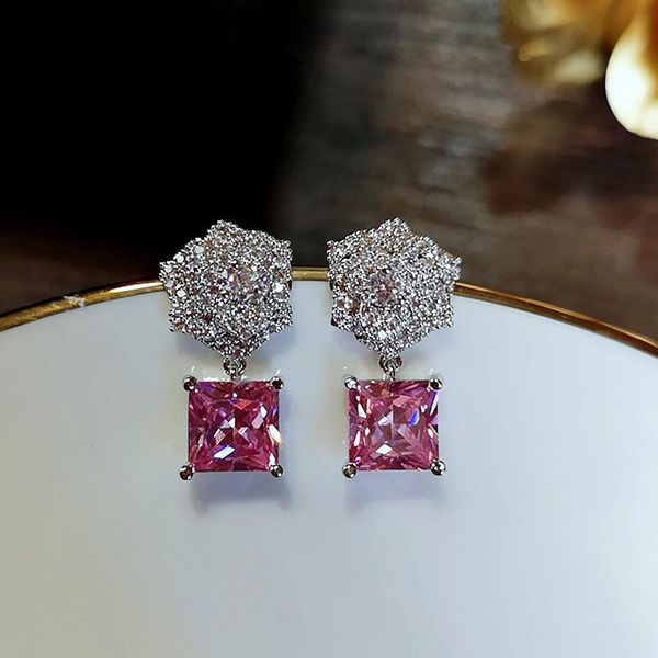 exquisite korean earrings flower zircon pink square crystal super flash women's earrings 925 silver hypoallergenic jewelry
exquisite korean earrings flower zircon pink square crystal super flash women's earrings 925 silver hypoallergenic jewelry