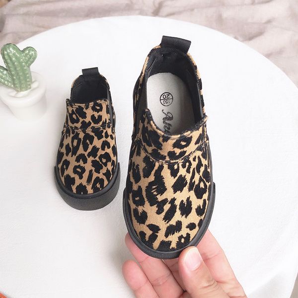 shoes girls children leopard convas winter boots flattie casual kids high-sneaker student fashion tiger print short, Black;red
shoes girls children leopard convas winter boots flattie casual kids high-sneaker student fashion tiger print short, Black;red
