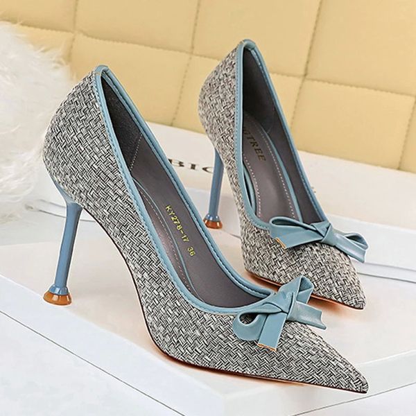 2021 spring summer high heels shoes women party shoes pointed toe elegant women pumps super high heel 10cm a3175 #e77c, Black
2021 spring summer high heels shoes women party shoes pointed toe elegant women pumps super high heel 10cm a3175 #e77c, Black