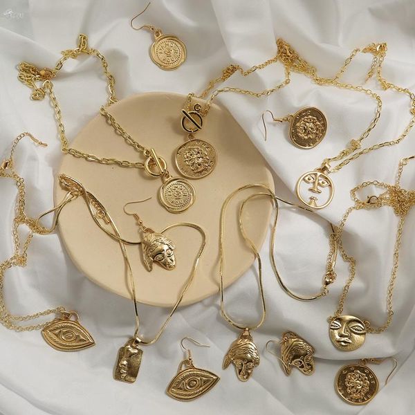 aomu vintage coin necklace for women fashion metal gold color face eye shape pendant long necklaces boho party jewelry, Silver
aomu vintage coin necklace for women fashion metal gold color face eye shape pendant long necklaces boho party jewelry, Silver