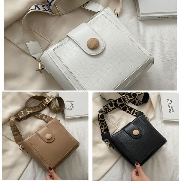 net red shoulder bucket women's 2020 new trend crossbar shoulder bag autumn versatile fashion texture bucket bag kglfh
net red shoulder bucket women's 2020 new trend crossbar shoulder bag autumn versatile fashion texture bucket bag kglfh