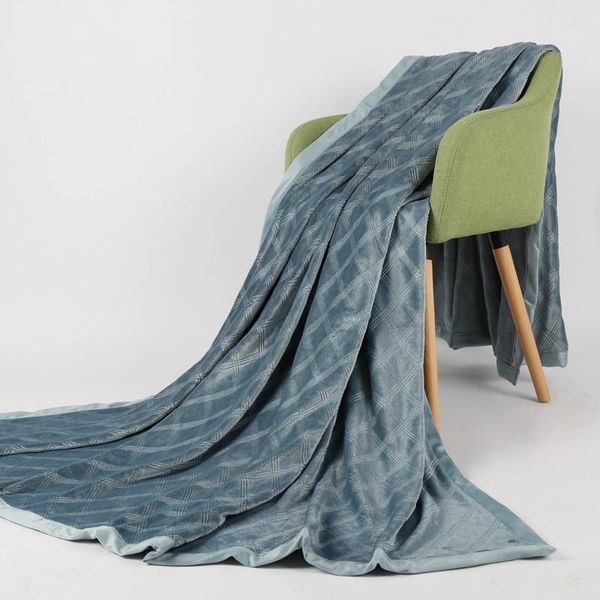 blankets 200x230cm throw blanket/fleece blanket on the bed soft winter flannel for sofa warm bedspread1
blankets 200x230cm throw blanket/fleece blanket on the bed soft winter flannel for sofa warm bedspread1